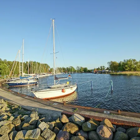 Daire Coastal Garden *